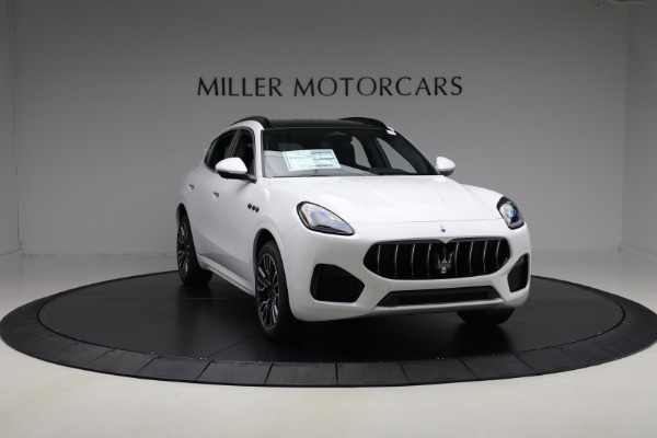 Used 2025 Maserati Grecale for sale $57,550 at Miller Motorcars Aston Martin in Greenwich CT 06830 11