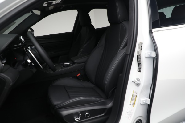 Used 2025 Maserati Grecale for sale $57,550 at Miller Motorcars Aston Martin in Greenwich CT 06830 14