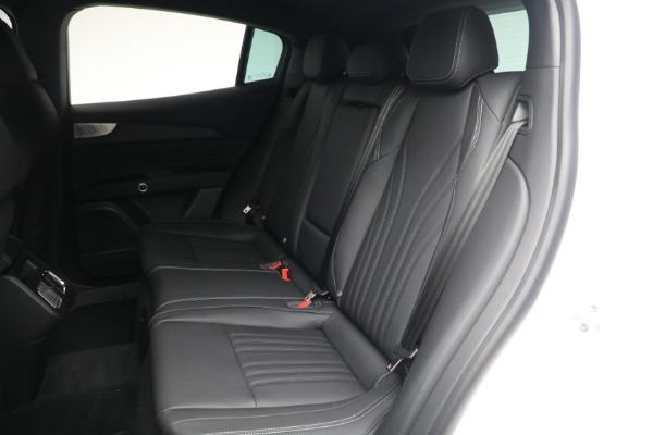 Used 2025 Maserati Grecale for sale $57,550 at Miller Motorcars Aston Martin in Greenwich CT 06830 18