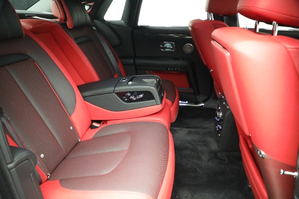 Used 2025 Rolls-Royce Black Badge Ghost for sale $429,900 at Miller Motorcars Aston Martin in Greenwich CT 06830 26