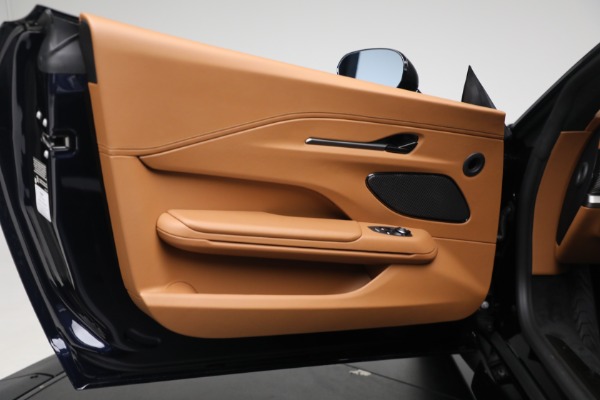 New 2026 Aston Martin Vantage for sale $240,100 at Miller Motorcars Aston Martin in Greenwich CT 06830 16