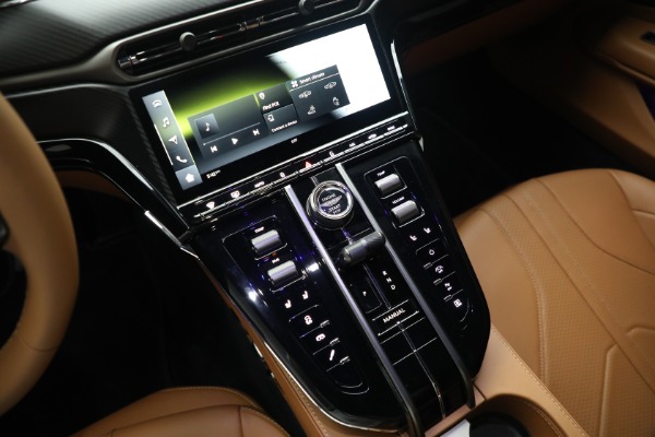 New 2026 Aston Martin Vantage for sale $240,100 at Miller Motorcars Aston Martin in Greenwich CT 06830 26