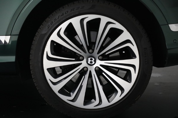Used 2021 Bentley Bentayga V8 for sale $109,900 at Miller Motorcars Aston Martin in Greenwich CT 06830 15