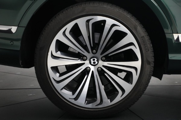 Used 2021 Bentley Bentayga V8 for sale $109,900 at Miller Motorcars Aston Martin in Greenwich CT 06830 16