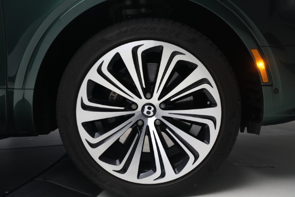 Used 2021 Bentley Bentayga V8 for sale $109,900 at Miller Motorcars Aston Martin in Greenwich CT 06830 17