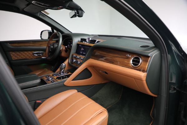 Used 2021 Bentley Bentayga V8 for sale $109,900 at Miller Motorcars Aston Martin in Greenwich CT 06830 27