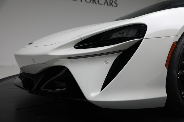 New 2026 McLaren Artura TechLux for sale $304,500 at Miller Motorcars Aston Martin in Greenwich CT 06830 26