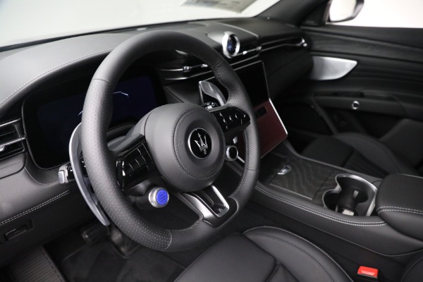 New 2025 Maserati Grecale for sale $86,745 at Miller Motorcars Aston Martin in Greenwich CT 06830 13