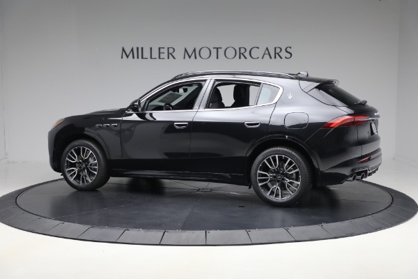 New 2025 Maserati Grecale for sale $86,745 at Miller Motorcars Aston Martin in Greenwich CT 06830 3