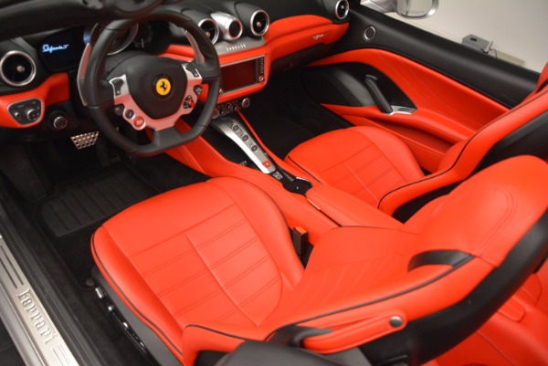 Used 2016 Ferrari California T for sale Sold at Aston Martin of Greenwich in Greenwich CT 06830 21