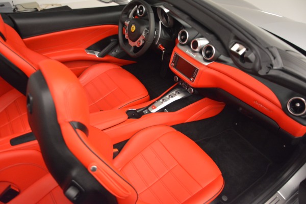 Used 2016 Ferrari California T for sale Sold at Aston Martin of Greenwich in Greenwich CT 06830 24