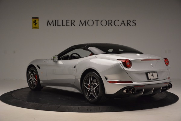 Used 2016 Ferrari California T for sale Sold at Aston Martin of Greenwich in Greenwich CT 06830 4