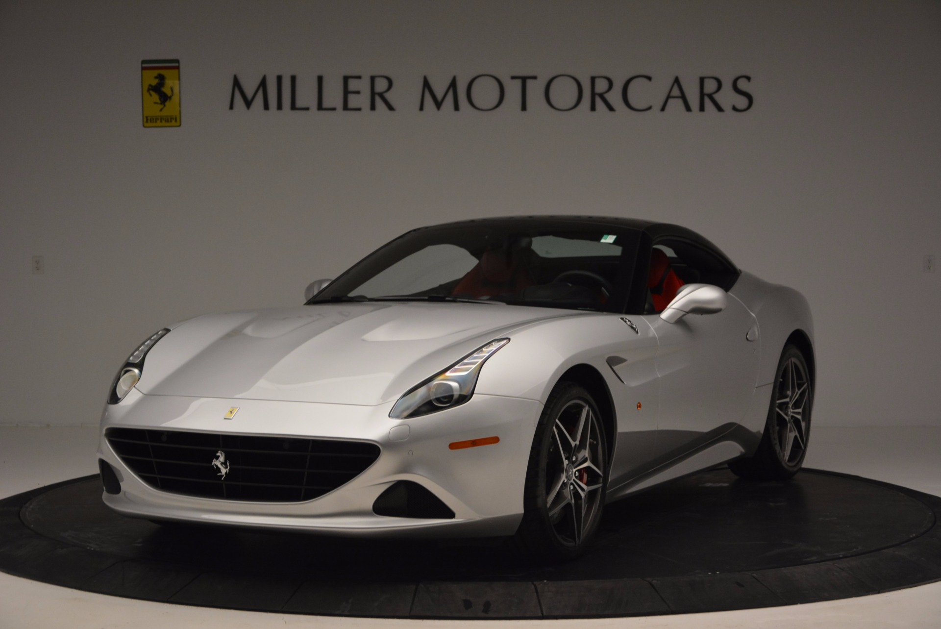 Used 2016 Ferrari California T for sale Sold at Aston Martin of Greenwich in Greenwich CT 06830 1