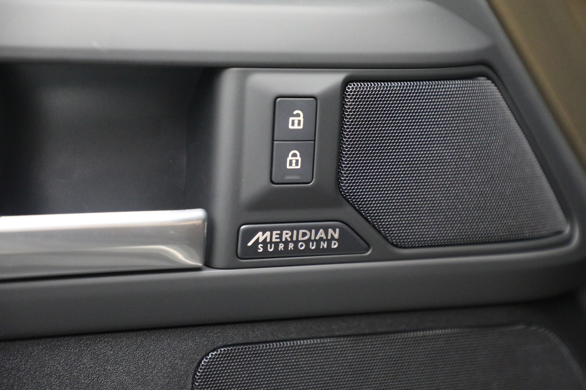 Pre Cut Ppf Land Rover Defender 90 X Dynamic 2025 main image 1