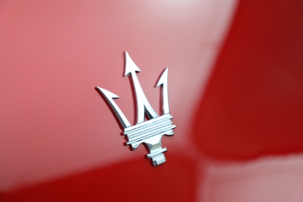 Used 2024 Maserati MC20 Cielo for sale $239,900 at Miller Motorcars Aston Martin in Greenwich CT 06830 26