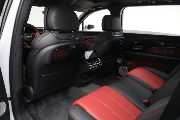 Used 2025 Bentley Bentayga EWB Azure V8 for sale $259,900 at Miller Motorcars Aston Martin in Greenwich CT 06830 18