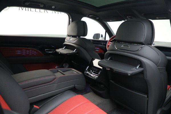 Used 2025 Bentley Bentayga EWB Azure V8 for sale $259,900 at Miller Motorcars Aston Martin in Greenwich CT 06830 24