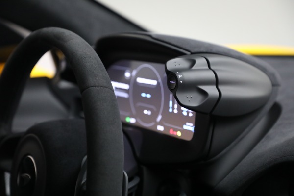 Used 2024 McLaren Artura for sale $193,900 at Miller Motorcars Aston Martin in Greenwich CT 06830 28