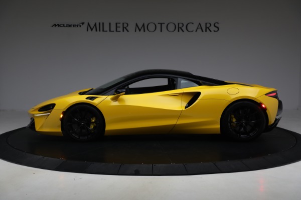 Used 2024 McLaren Artura for sale $193,900 at Miller Motorcars Aston Martin in Greenwich CT 06830 3