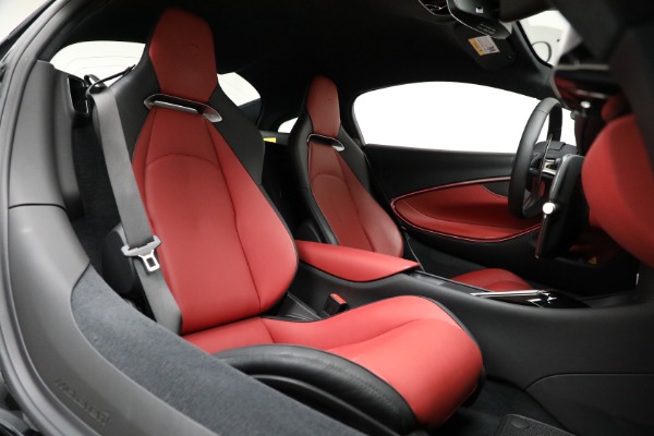 Used 2024 McLaren Artura TechLux for sale $196,900 at Miller Motorcars Aston Martin in Greenwich CT 06830 24