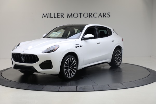 Used 2025 Maserati Grecale Modena for sale $61,116 at Miller Motorcars Aston Martin in Greenwich CT 06830 1