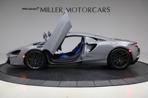 Used 2023 McLaren Artura for sale $184,900 at Miller Motorcars Aston Martin in Greenwich CT 06830 15