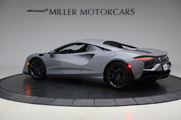 Used 2023 McLaren Artura for sale $184,900 at Miller Motorcars Aston Martin in Greenwich CT 06830 4