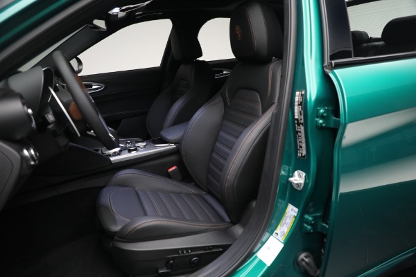 New 2025 Alfa Romeo Giulia Intensa for sale $50,568 at Miller Motorcars Aston Martin in Greenwich CT 06830 14