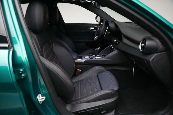 New 2025 Alfa Romeo Giulia Intensa for sale $50,568 at Miller Motorcars Aston Martin in Greenwich CT 06830 15