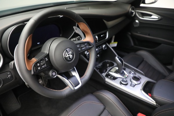 New 2025 Alfa Romeo Giulia Intensa for sale $50,568 at Miller Motorcars Aston Martin in Greenwich CT 06830 17