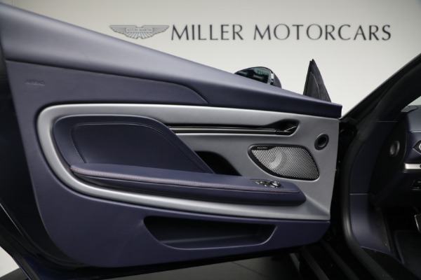 New 2026 Aston Martin Vanquish Volante for sale $558,200 at Miller Motorcars Aston Martin in Greenwich CT 06830 25