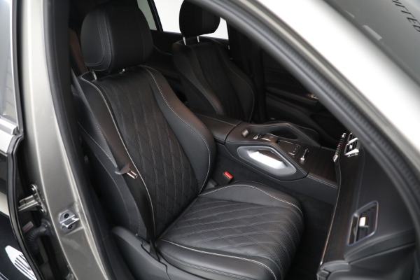 Used 2024 Mercedes-Benz Maybach GLS 600 4MATIC for sale Sold at Miller Motorcars Aston Martin in Greenwich CT 06830 18