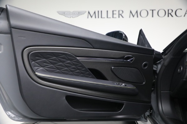 New 2026 Aston Martin DB12 Volante for sale $351,600 at Miller Motorcars Aston Martin in Greenwich CT 06830 25