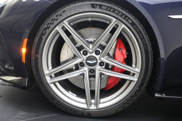 New 2026 Aston Martin Vantage Roadster for sale $253,800 at Miller Motorcars Aston Martin in Greenwich CT 06830 27