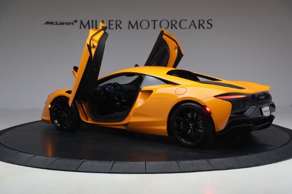 Used 2024 McLaren Artura Performance for sale $192,900 at Miller Motorcars Aston Martin in Greenwich CT 06830 16