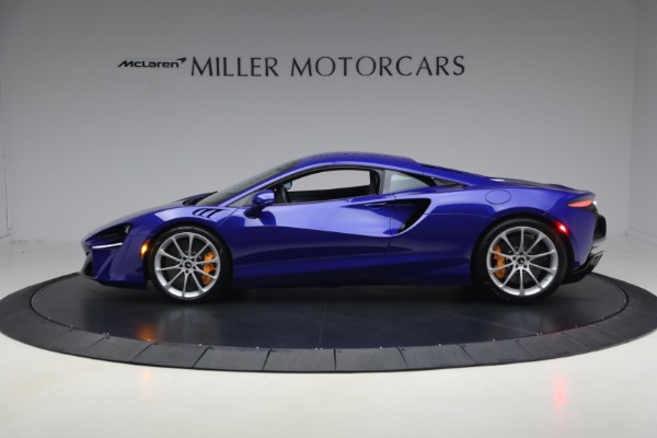Used 2024 McLaren Artura Vision for sale $197,900 at Miller Motorcars Aston Martin in Greenwich CT 06830 3