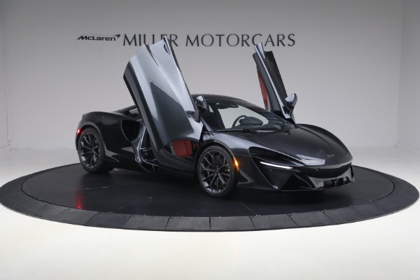 New 2026 McLaren Artura TechLux for sale $298,400 at Miller Motorcars Aston Martin in Greenwich CT 06830 20