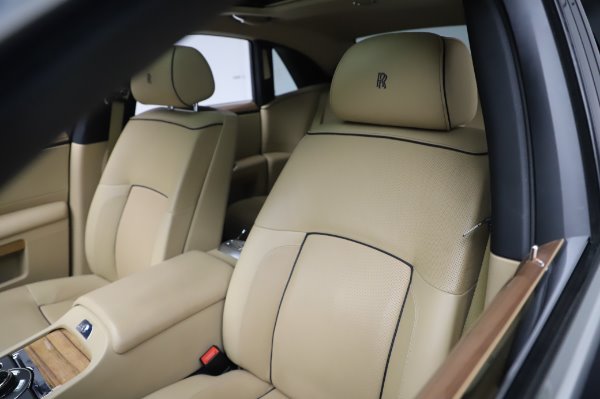 Used 2014 Rolls-Royce Ghost V-Spec for sale Sold at Aston Martin of Greenwich in Greenwich CT 06830 9