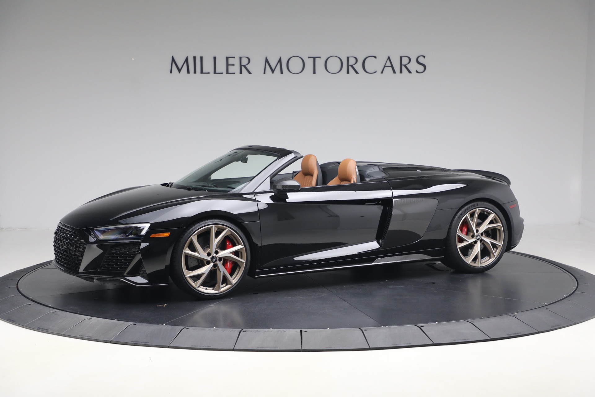 Pre-Owned 2023 Audi R8 5.2 quattro V10 perform. Spyder For Sale ...