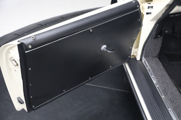 Used 1957 Porsche 356 Speedster 1600 Super for sale $434,900 at Miller Motorcars Aston Martin in Greenwich CT 06830 28