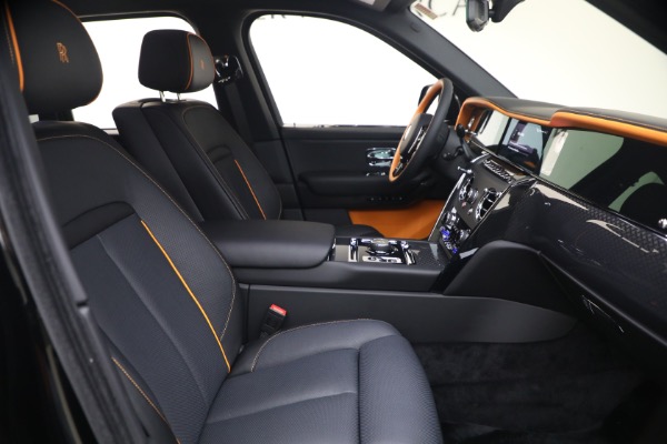 Used 2026 Rolls-Royce Black Badge Cullinan for sale $515,900 at Miller Motorcars Aston Martin in Greenwich CT 06830 21