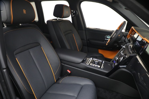 Used 2026 Rolls-Royce Black Badge Cullinan for sale $515,900 at Miller Motorcars Aston Martin in Greenwich CT 06830 22