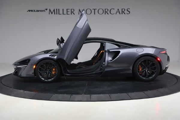 Used 2024 McLaren Artura Performance for sale $191,900 at Miller Motorcars Aston Martin in Greenwich CT 06830 16