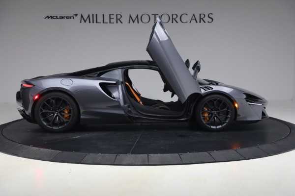 Used 2024 McLaren Artura Performance for sale $191,900 at Miller Motorcars Aston Martin in Greenwich CT 06830 20