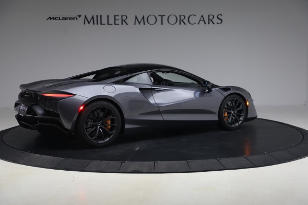 Used 2024 McLaren Artura Performance for sale $191,900 at Miller Motorcars Aston Martin in Greenwich CT 06830 8