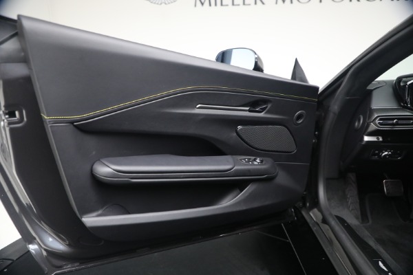 New 2026 Aston Martin Vantage S for sale $265,300 at Miller Motorcars Aston Martin in Greenwich CT 06830 16