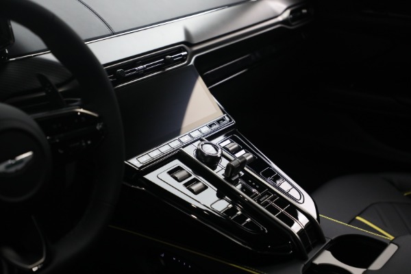 New 2026 Aston Martin Vantage S for sale $265,300 at Miller Motorcars Aston Martin in Greenwich CT 06830 23