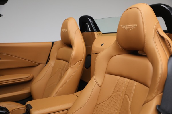 New 2026 Aston Martin Vantage Roadster for sale $265,600 at Miller Motorcars Aston Martin in Greenwich CT 06830 26