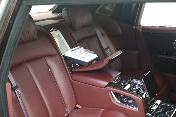 Used 2018 Rolls-Royce Phantom EWB for sale $309,900 at Miller Motorcars Aston Martin in Greenwich CT 06830 26