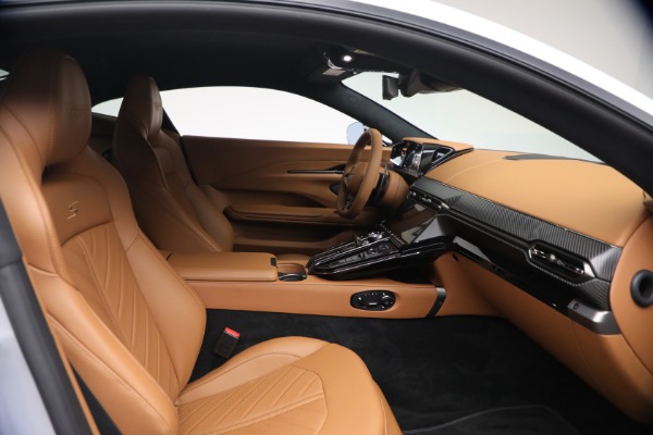 New 2026 Aston Martin Vantage S for sale $249,200 at Miller Motorcars Aston Martin in Greenwich CT 06830 19